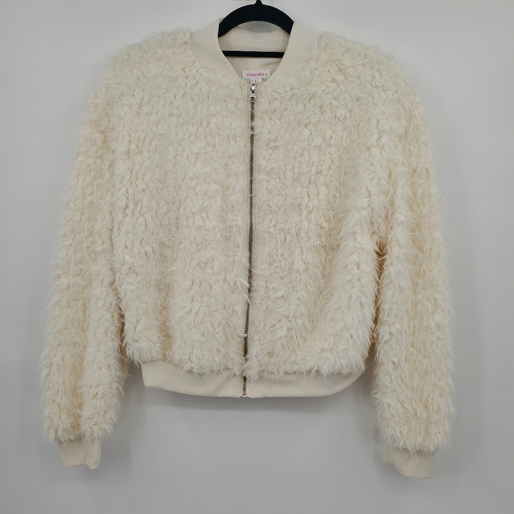 ♡♡ Xhilaration Faux Sherpa Bomber Jacket Size Small Cream